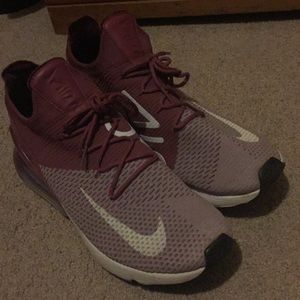Nike Airmax 270 men’s 11.5
